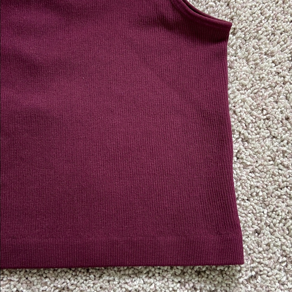 c’est moi • Maroon Fine Ribbed Cropped Bamboo Tank - Picture 4 of 12
